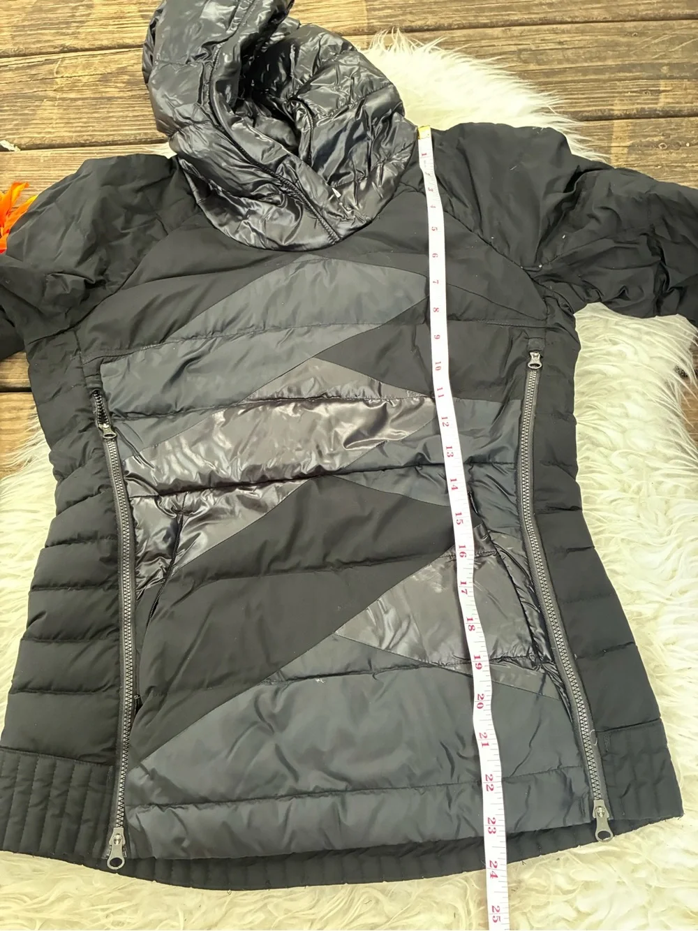 🌺HP🌺LULULEMON Black Hooded Puffer pullover- Lightweight Quilted size 4